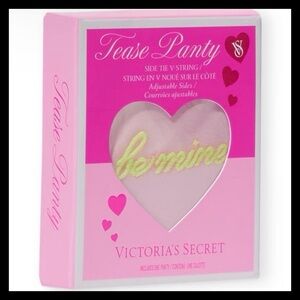 💕𝒱𝒾𝒸𝓉𝑜𝓇𝒾𝒶'𝓈 𝒮𝑒𝒸𝓇𝑒𝓉 Tease Panty NEW IN BOX💕